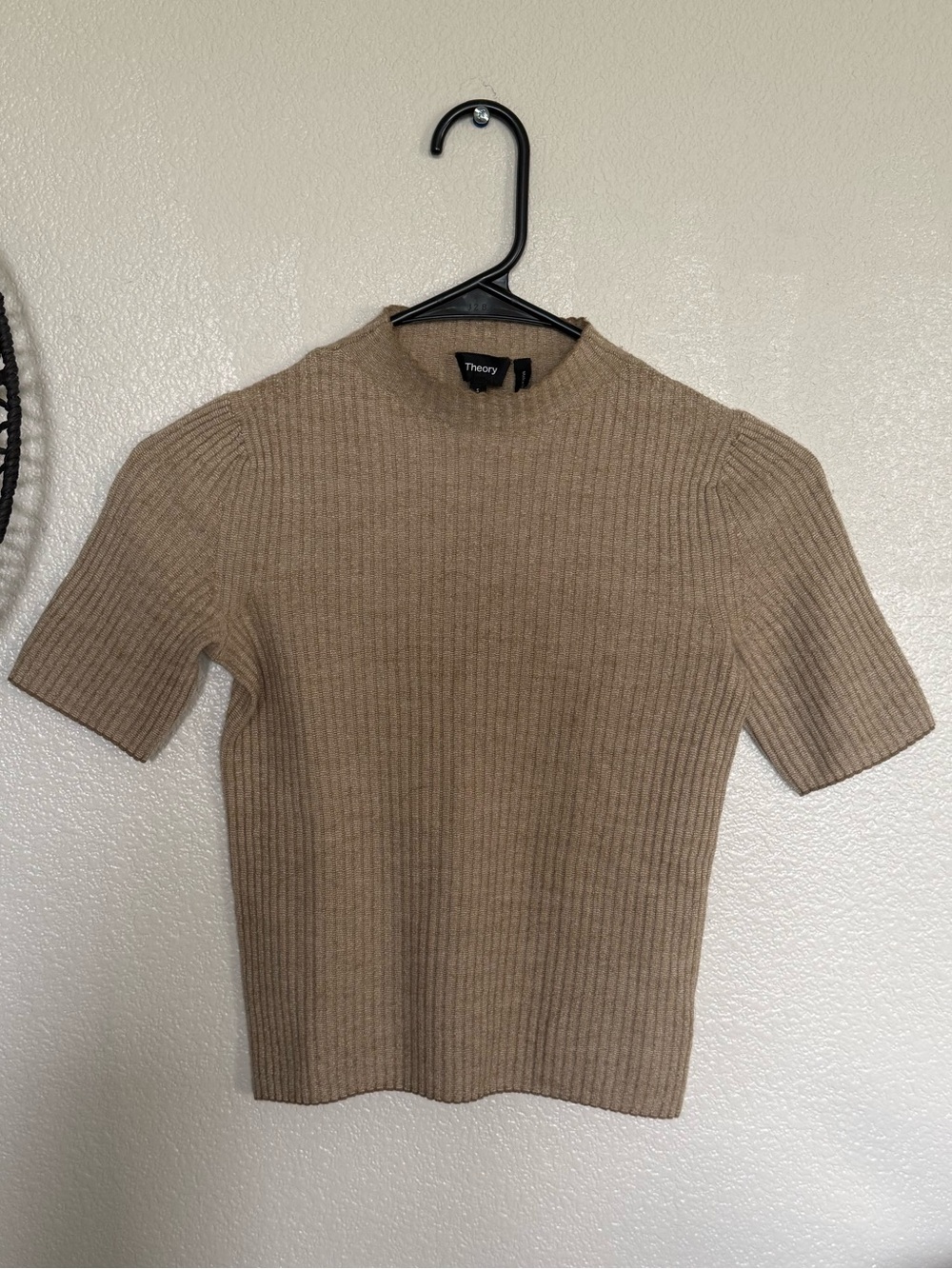🍂NWOT WOOL Theory Ribbed Mock Neck Short Sleeve Top in Beige Taupe